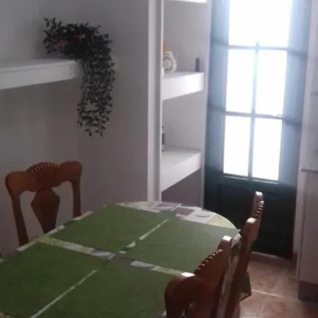 Rubama Tías